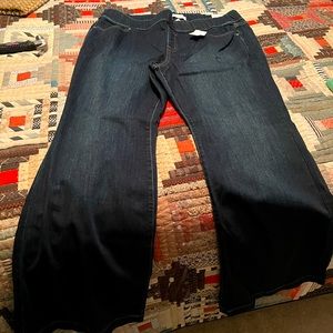 NWT Lane Bryant Size 20 flare/elastic waste jeans
